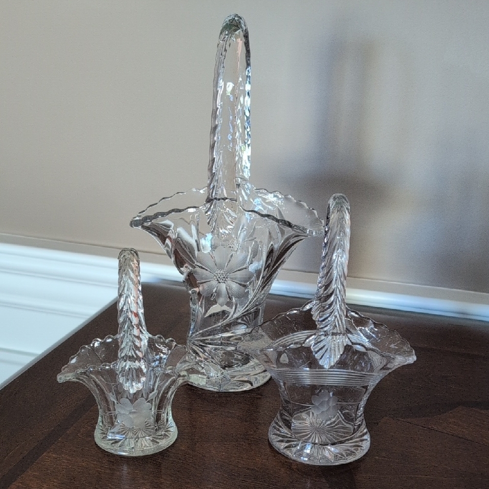 Elegant Clear Glass Basket Set